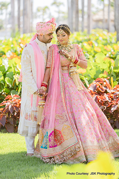 Indian wedding couple Ritika and Parul